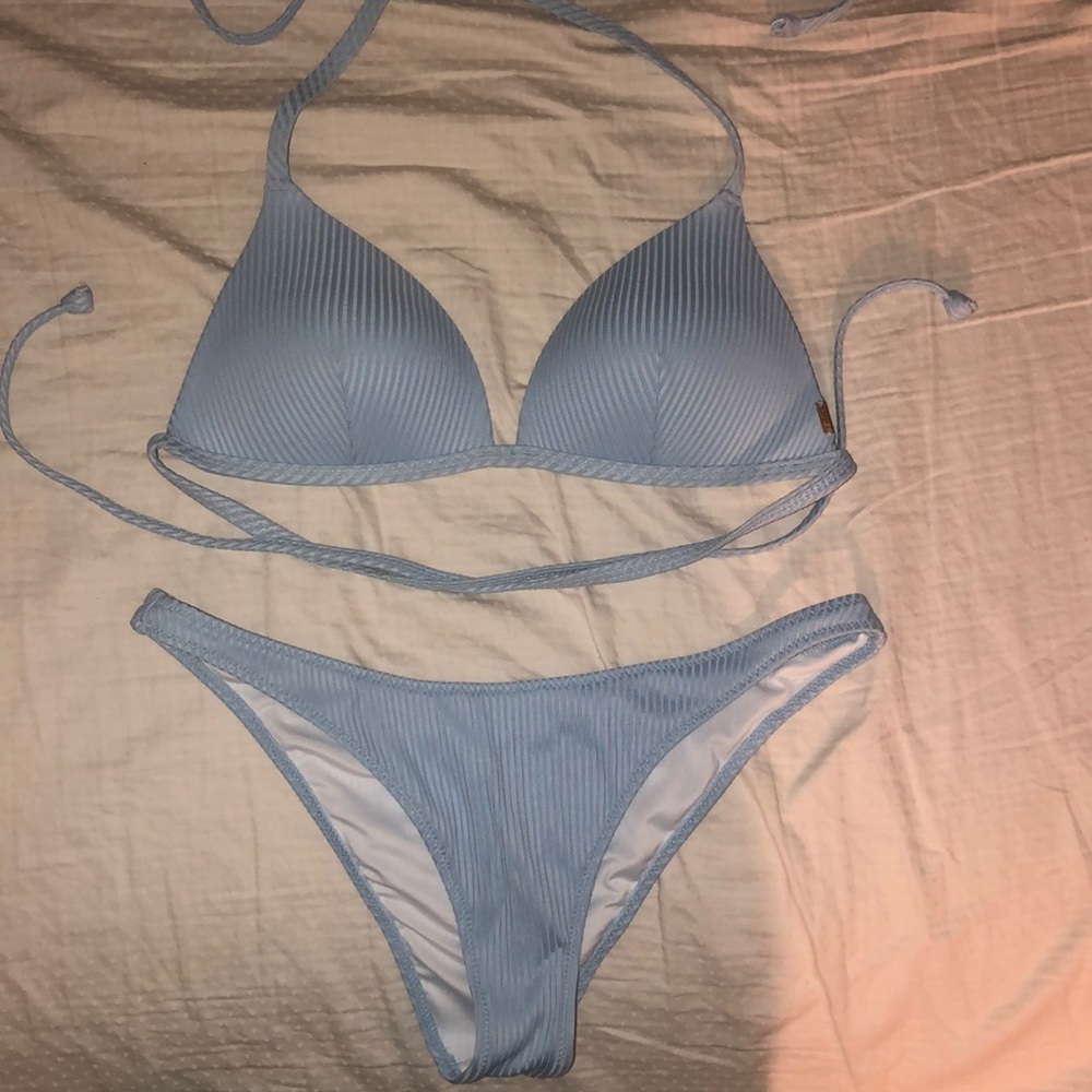 VS PINK light blue bikini set.